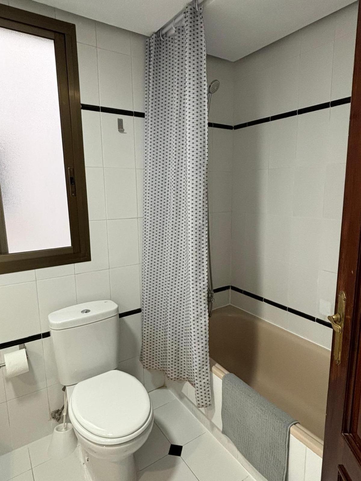 Просторная Квартира Рядом С Морем В Хорошем Районе Torrevieja Luaran gambar